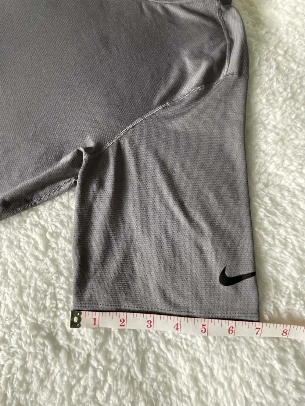Nike DRI-FIT Mens M Gray Activewear Wicking Short-Sleeve Running Tee T-Shirt EUC